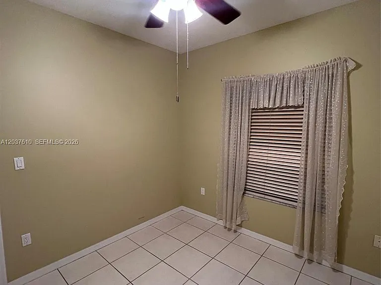 10155 SW 159th Ct — Photo 8