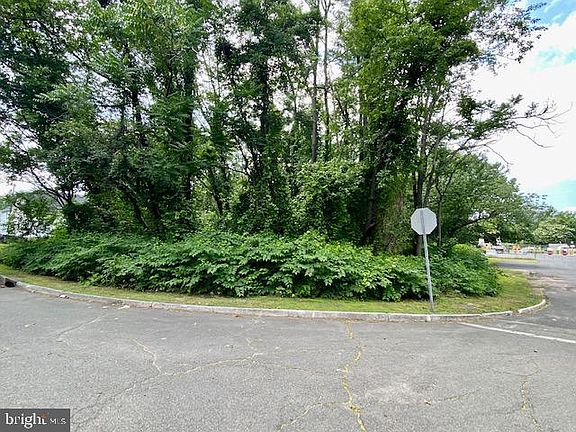 5th image of 0 Andrejewski Ave
