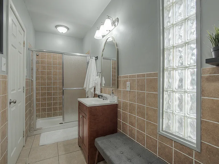 4416 Terrace St #1 — Photo 7