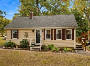 17 Elm Rd, Westford, MA 01886