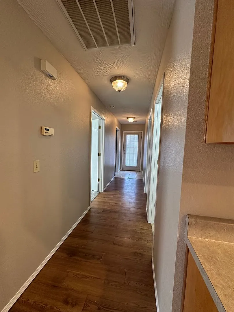 Beautiful 3bd 2ba Duplex! — Photo 3