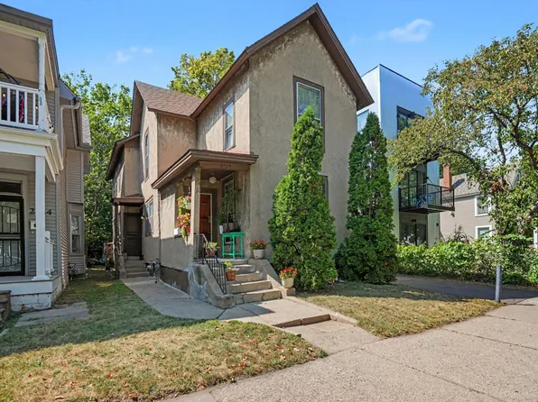 2720 Grand Ave S, Minneapolis, MN 55408