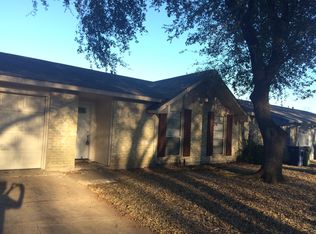 1634 Dell Oak Dr, Garland, TX 75040