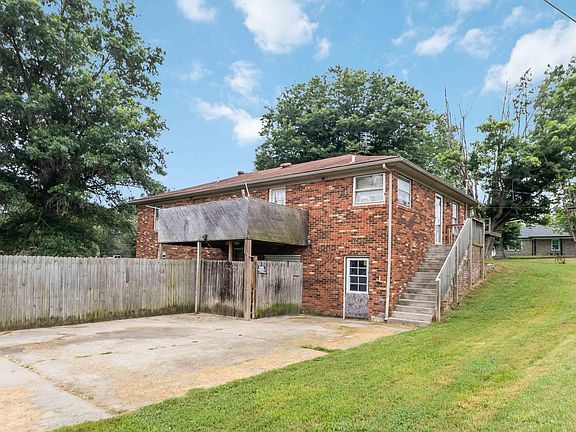2nd image of 204 Liddell Ave