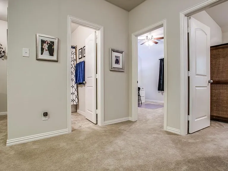 929 Jamesville Ln — Photo 22