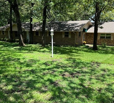 4th image of 803 Little Ave