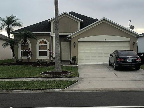 5th image of 12842 Woodbury Glen Dr