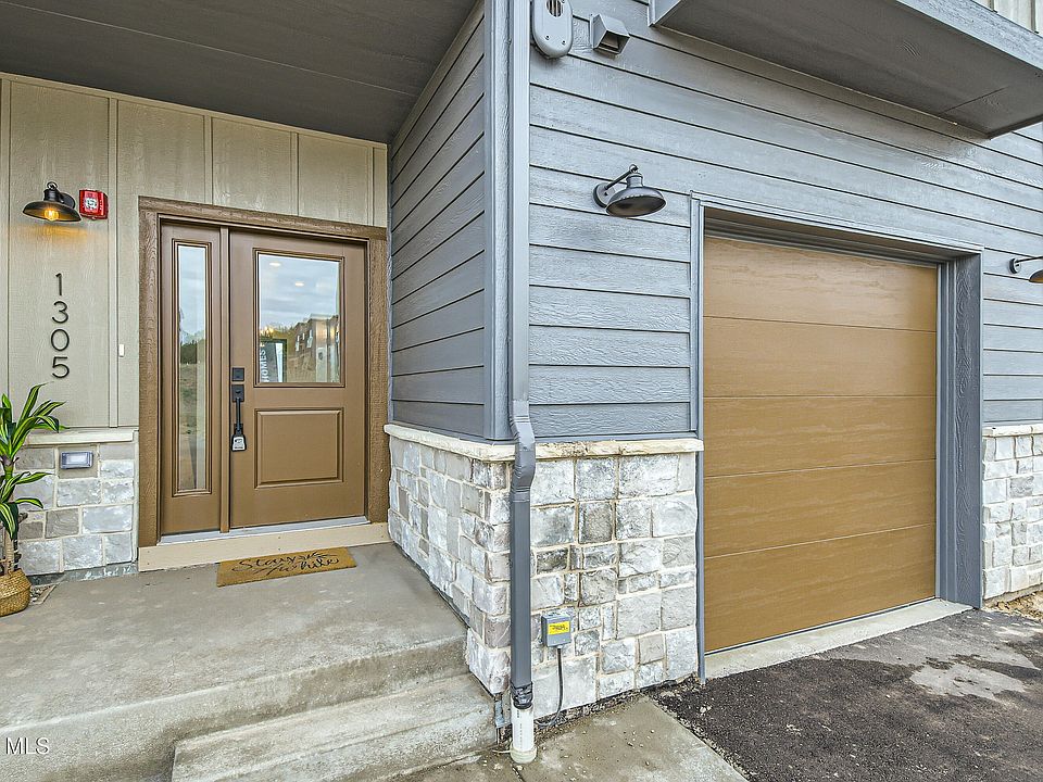 1st image of 1305 James Drive