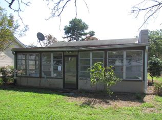 754 Colemans Island Rd, Tappahannock, VA 22560