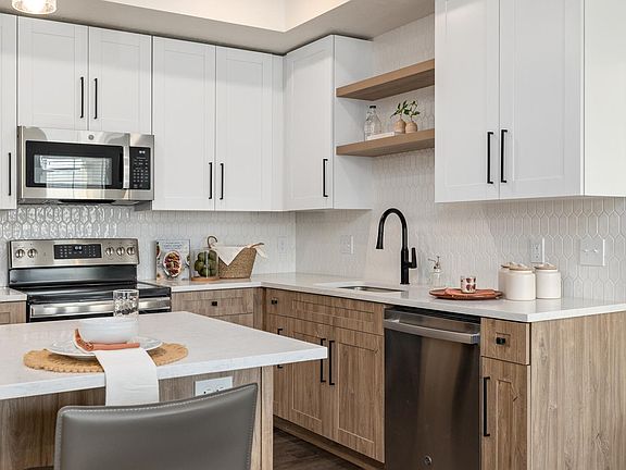 Gorgeous Island Style Kitchen
