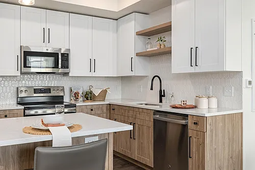 Olivia Apartments Photo 1