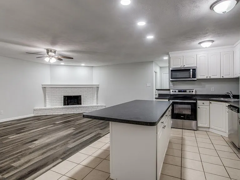 5532 Gibson Dr — Photo 6