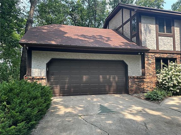 2nd image of 366 Brookwood Drive