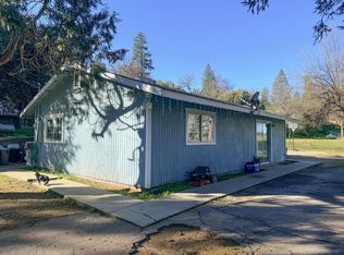 50155 Hangtree Ln, Oakhurst, CA 93644