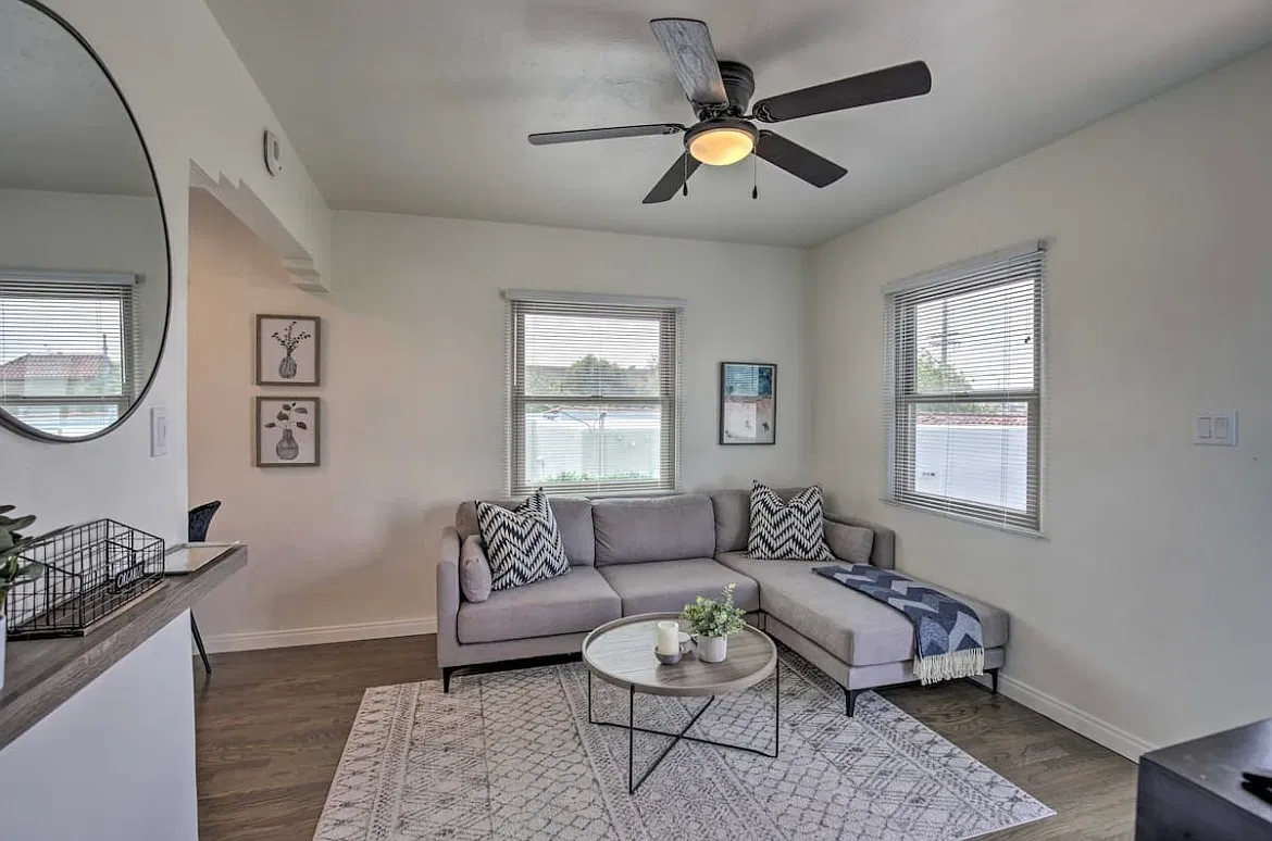 3274 Orange Ave — Photo 3
