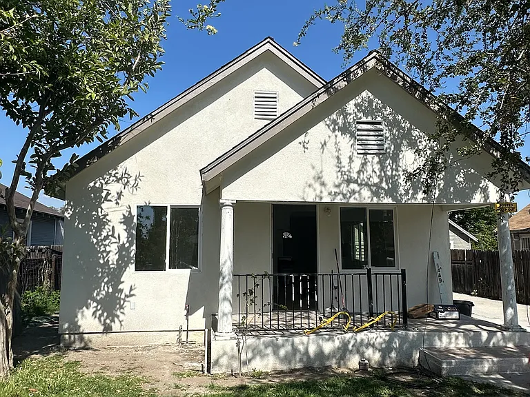 1449 N Lugo Ave — Photo 4