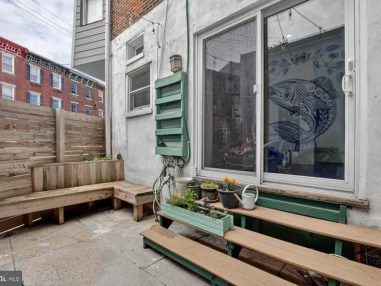 2356 E Susquehanna Ave — Photo 13