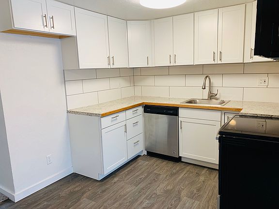 5th image of 906 W 10th Ave