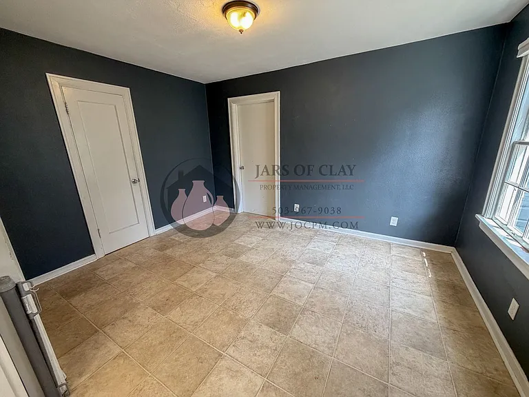 1635 Roosevelt St NE — Photo 6