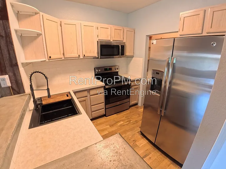 4545 Wheaton Dr #1-E309 — Photo 5