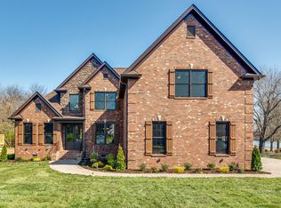 215 Camille Victoria Ct, Mount Juliet, TN 37122