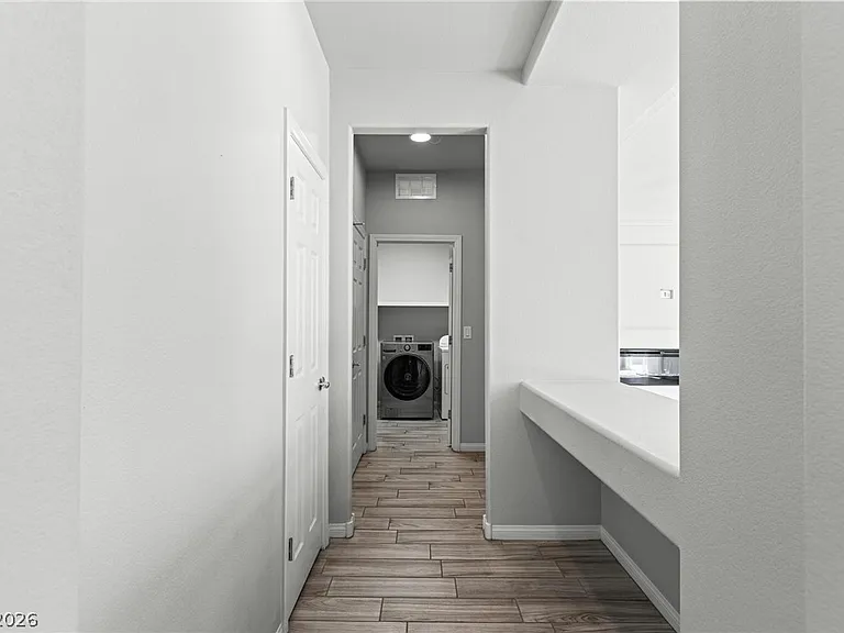 10116 Cascadia Creek St — Photo 11