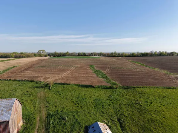 15/- Dutch Hollow Rd, Potosi, WI 53820
