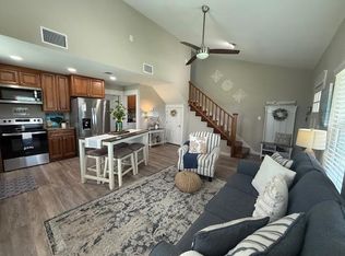 129 Palmetto Point Rd, Rockport, TX 78382