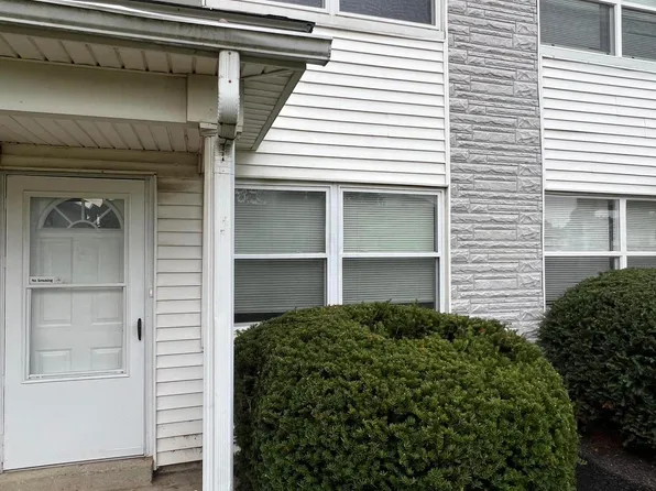 127 Buckeye Cir #B, Columbus, OH 43217