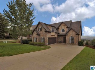 8613 Highlands Dr, Trussville, AL 35173