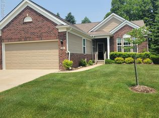9100 N Pine Valley Dr, Grand Blanc, MI 48439