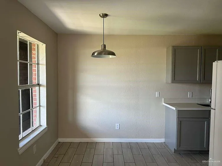 402 S Gastel Cir #19 — Photo 5