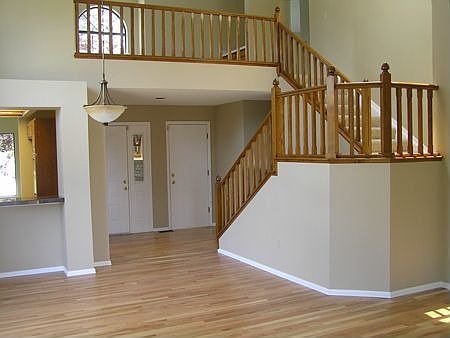 Light, bright, vaulted with Loft