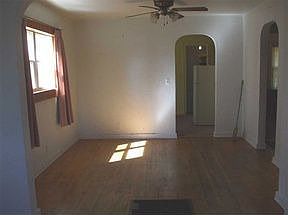 1st image of 409 N 1st St