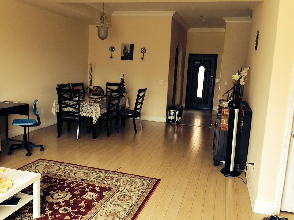 Large Living + Dinning, Wooden Flooring
