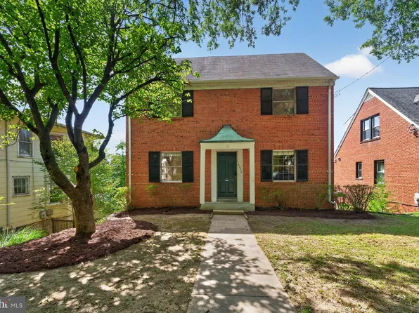 5620 Macarthur Blvd NW, Washington, DC 20016