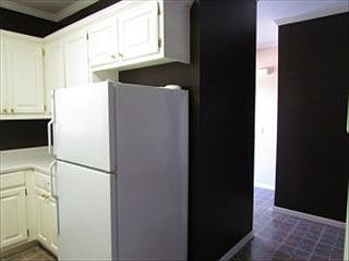 5th image of 202 Tomlinson Dr #1