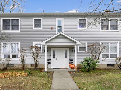 105 Carriage Path South #105, Milford, CT, 06460
