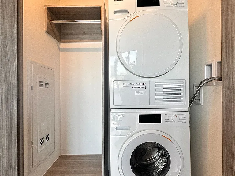 18 Esther Shiner Blvd S #909 — Photo 12