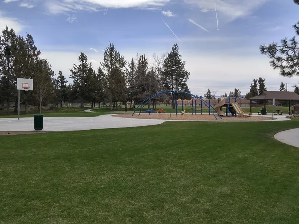 730 SE Centennial St #A-d, Bend, OR 97702