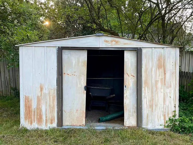 Shed
