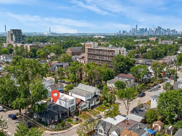 741 Milverton Blvd, Toronto, ON M4C 1Y3