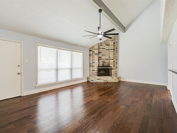 3rd image of 405 Pine Mills Drive