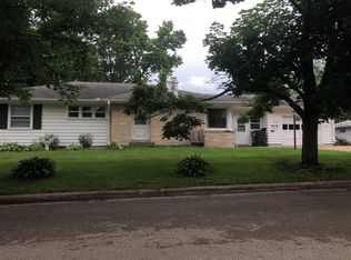 316 Bruce St, New London, WI 54961