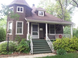 449 E Jackson Rd, Saint Louis, MO 63119