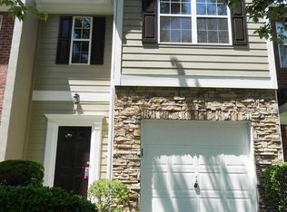179 Oak Green Dr, Lawrenceville, GA 30044