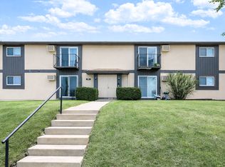 3016 Purdy Station Rd #8, Madison, WI 53711