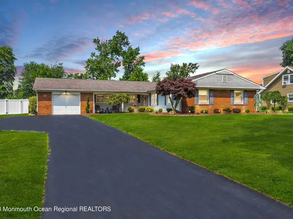11 Scott Lane, Manalapan, NJ 07726