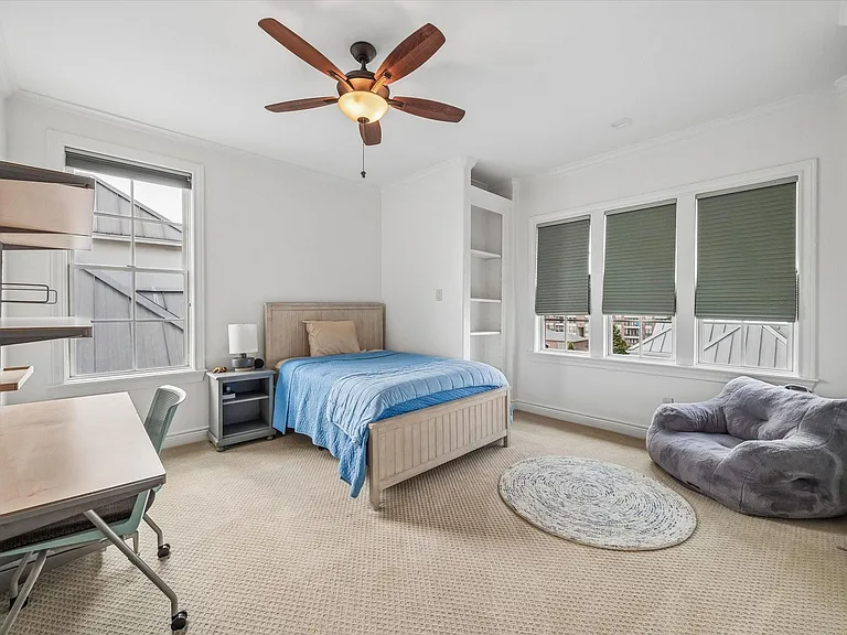 6015 Post Oak Green Ln — Photo 32