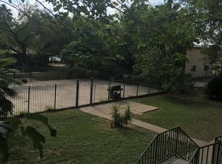 1002 E San Carlos St APT 202, Laredo, TX 78041